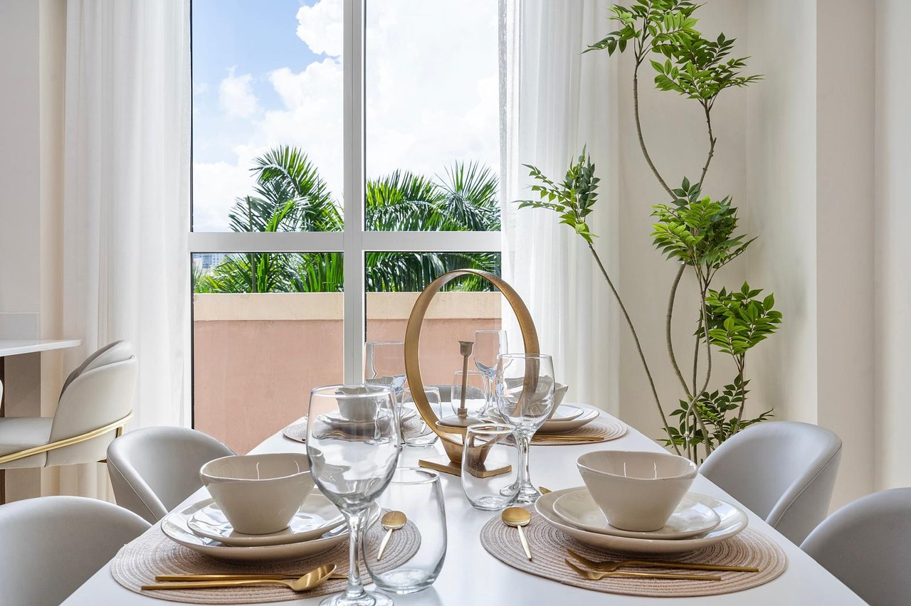 King David Short-Term Rental | Prime Location