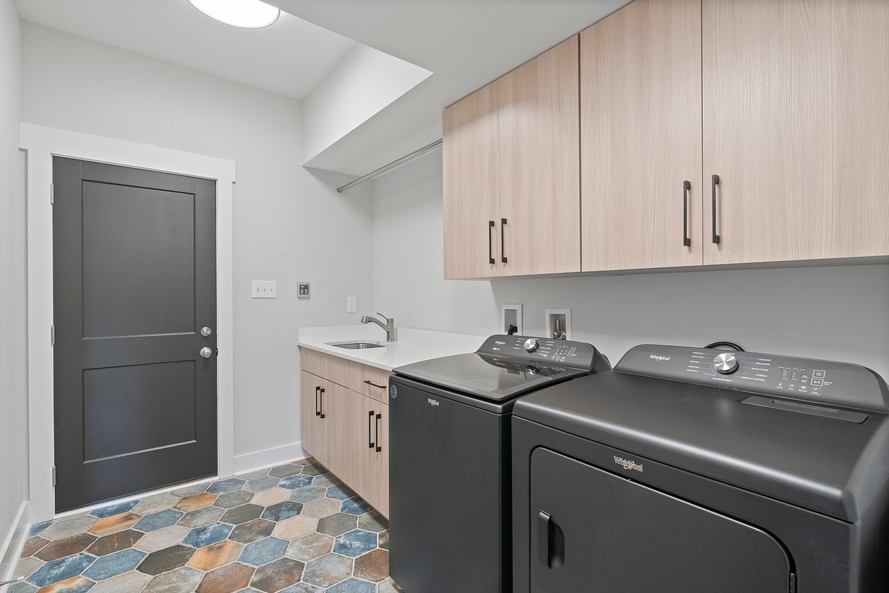 Modern Retreat near Downtown Huntsville