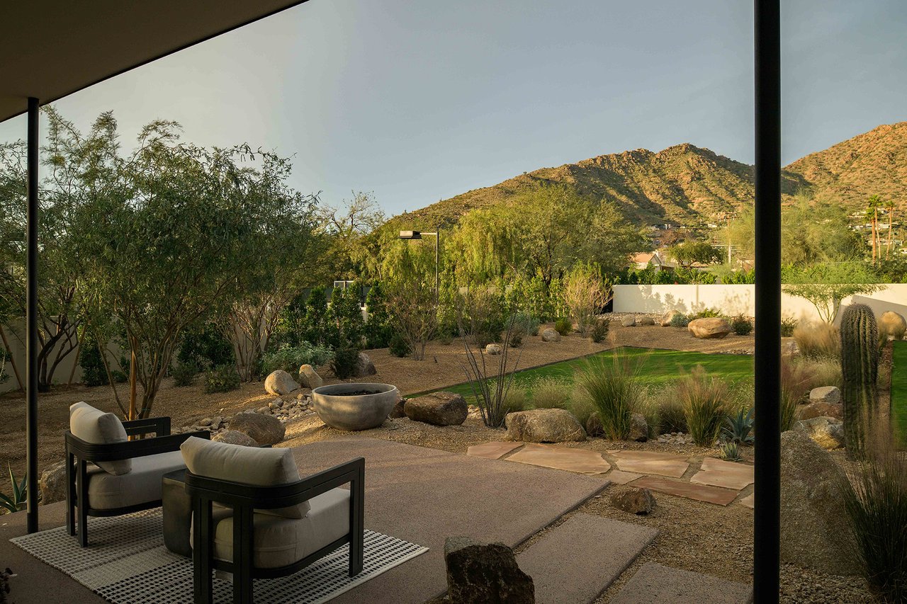 5287 N INVERGORDON Road