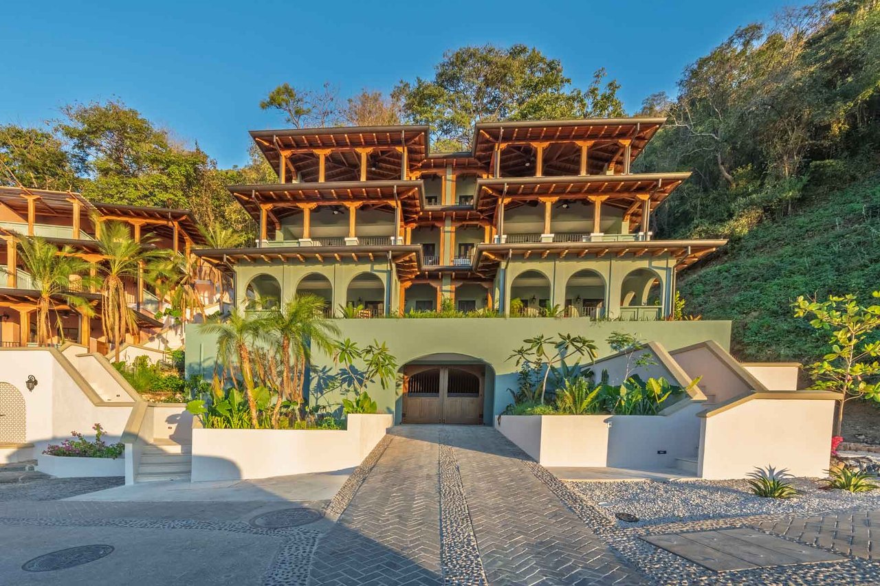 Los Altos 301 | Ocean-View Luxury Residence with Private Plunge Pool in Las Catalinas