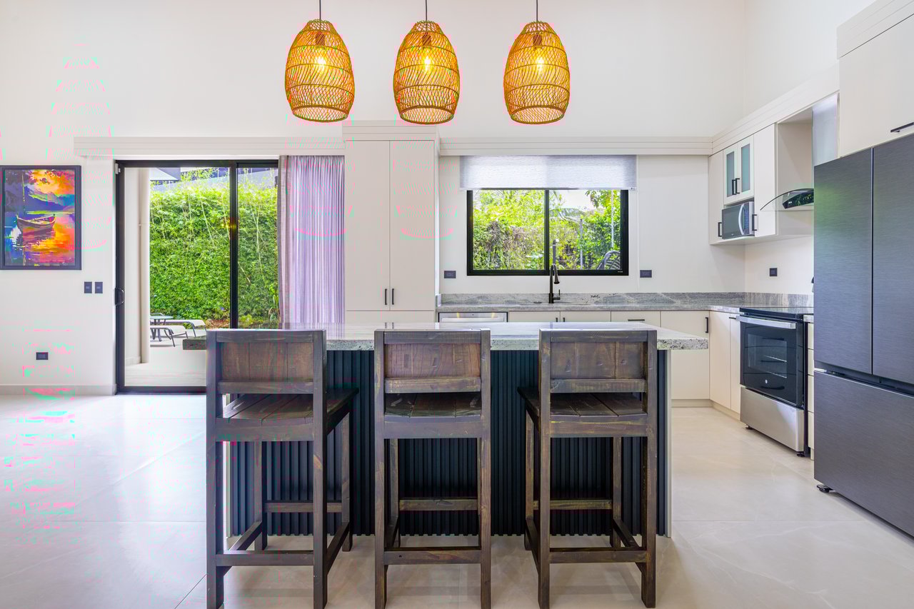 River Bend Estates, 3 Bedroom Masterpiece.