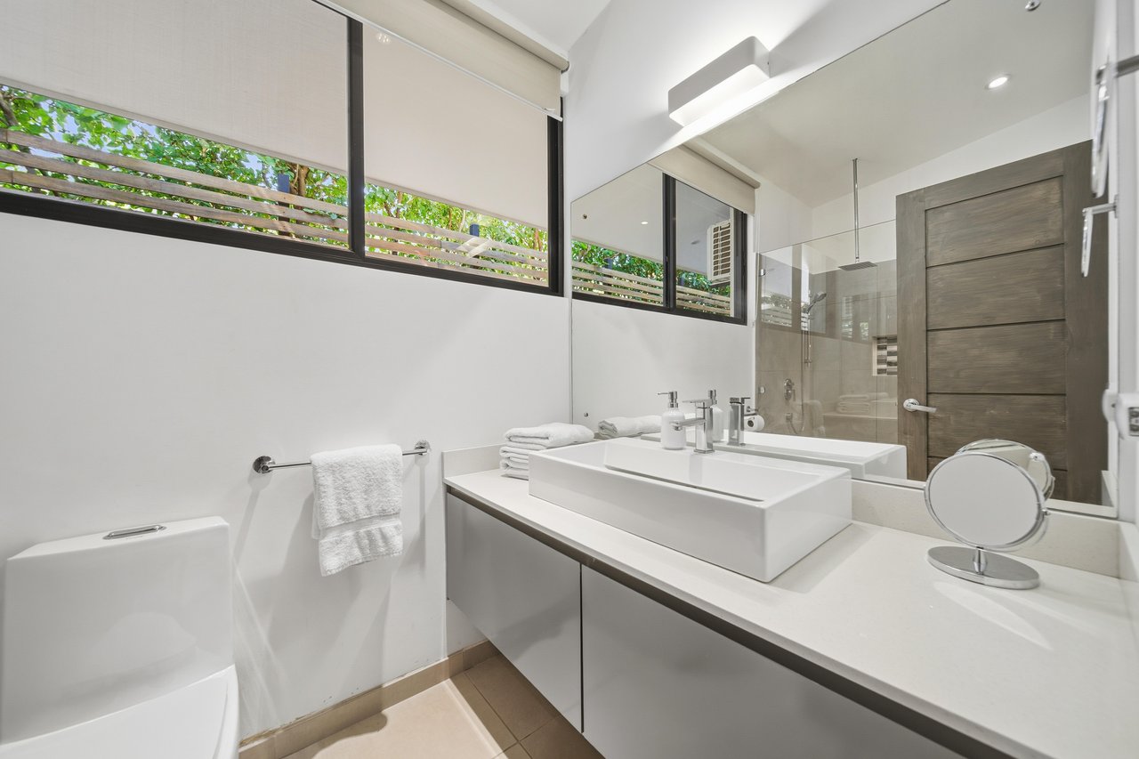 Casa Oasis | Modern Tropical Living Minutes from Tamarindo