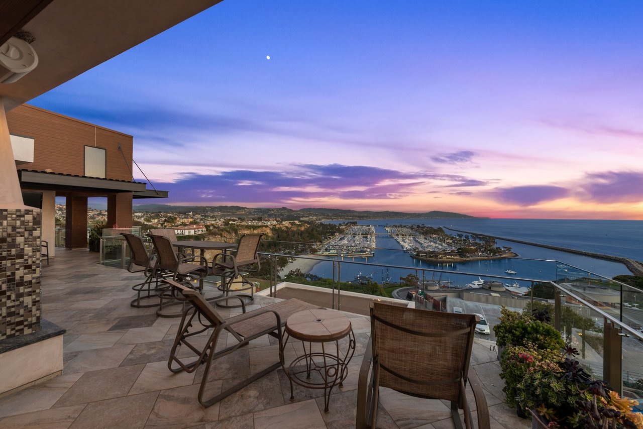 Stylish Blufftop Penthouse | Dana Point