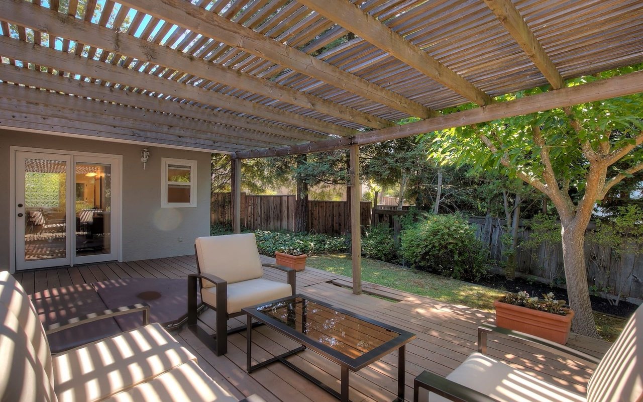 1280 Mt. View Blvd