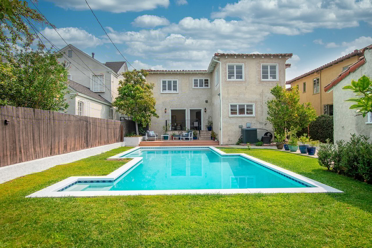 109 South Formosa Avenue