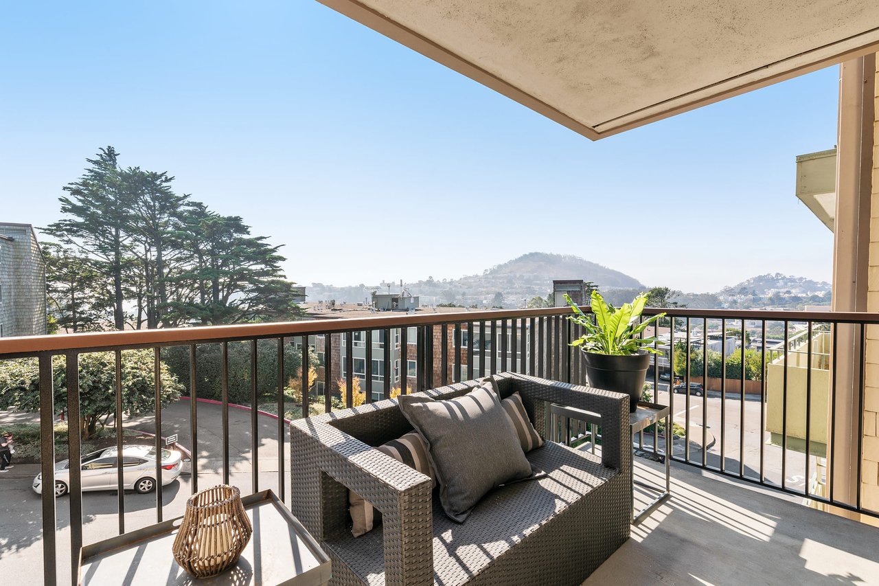 266-B Red Rock Way