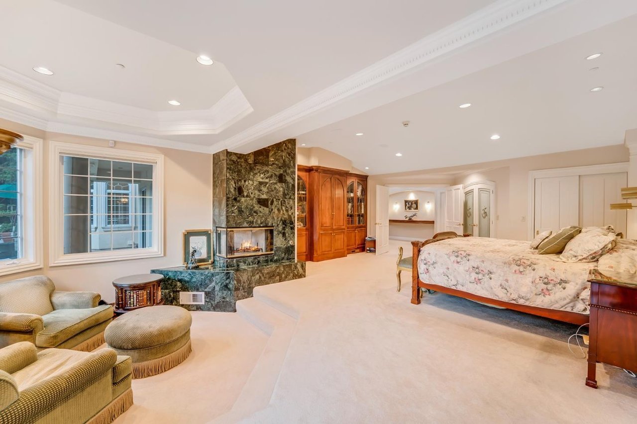 15071 Becky Ln