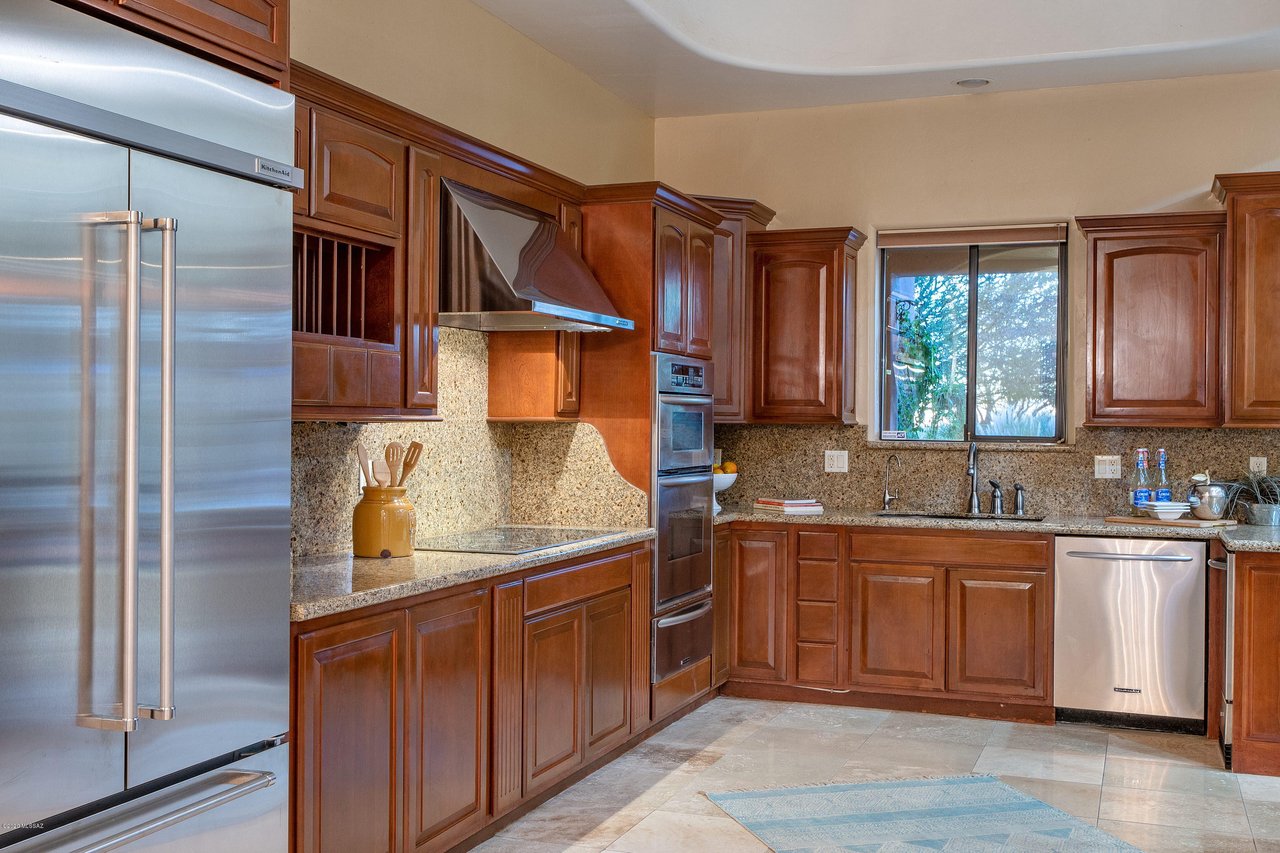 Exquisite Four Acre Estate
