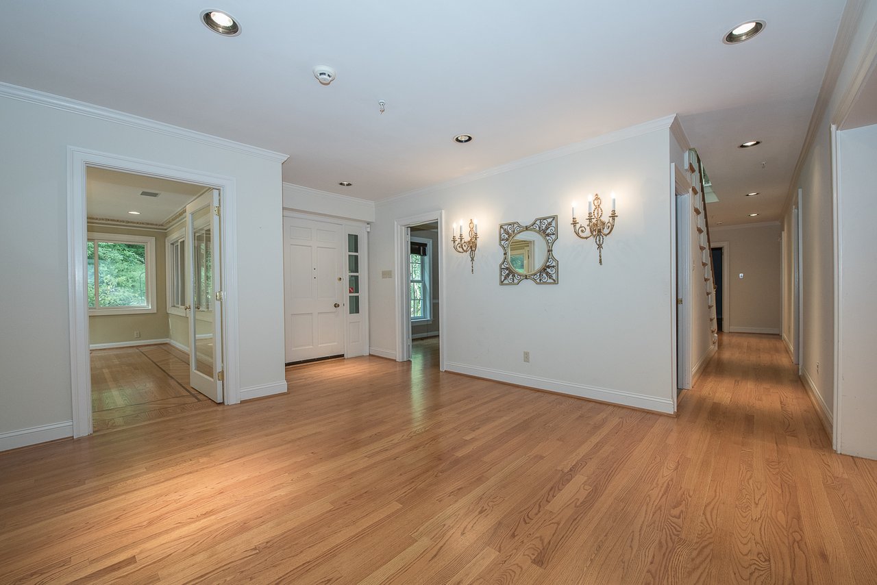 1115 Rose Glen Rd