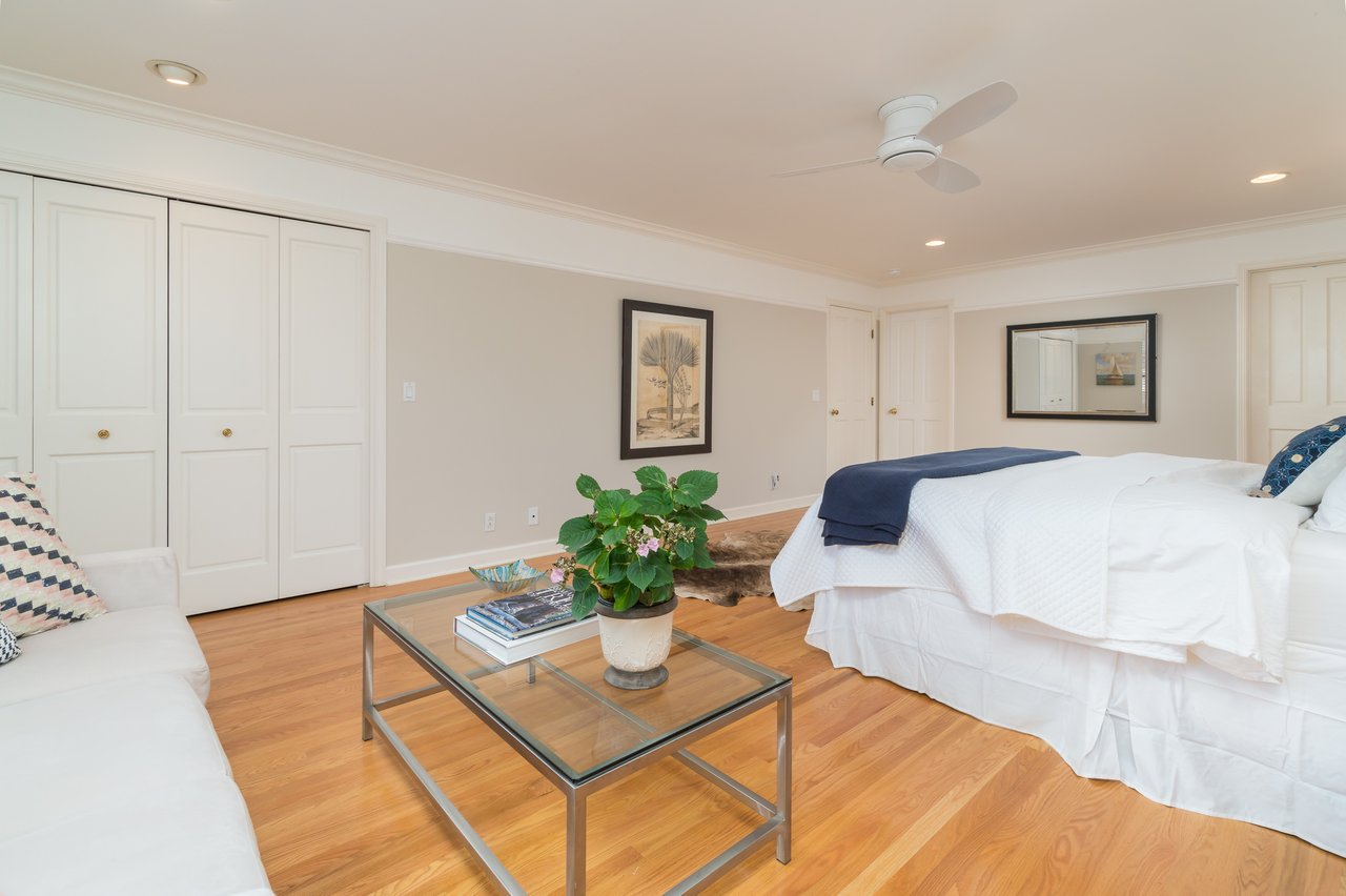 19 Greensburgh Lane, San Anselmo