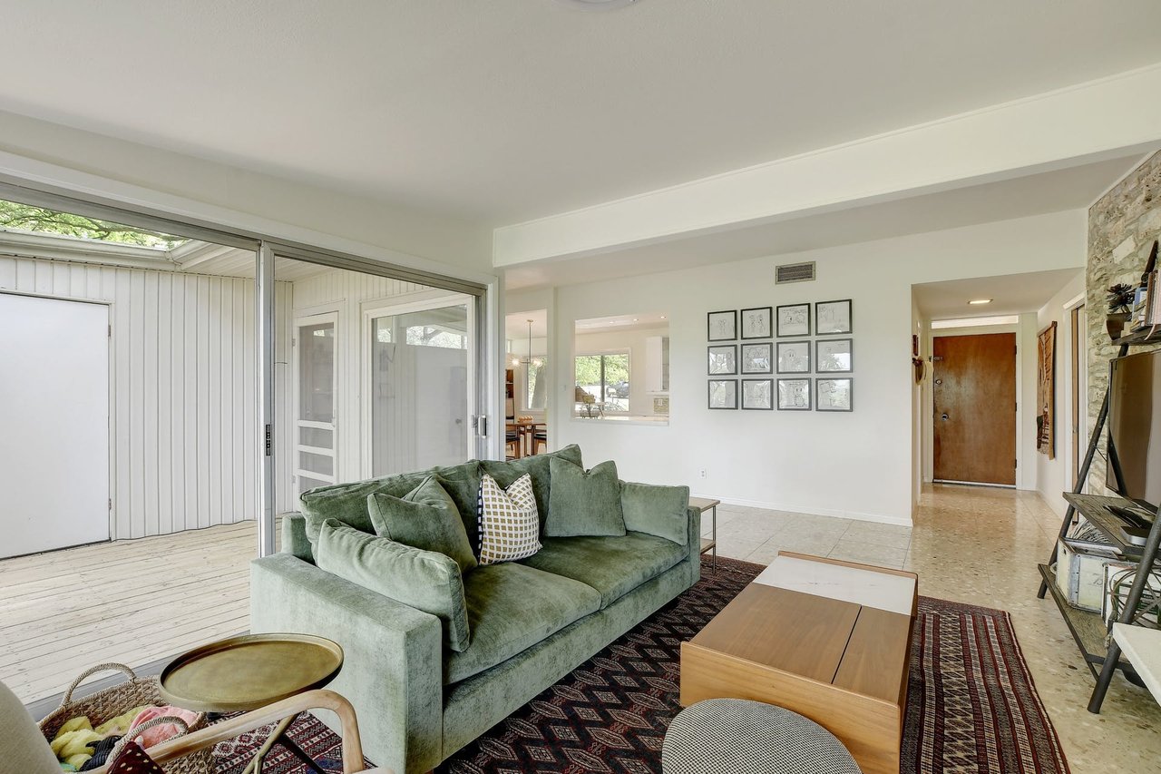 2305 Westworth Cir, Austin, Texas 78704