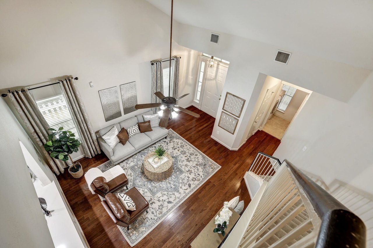 185 Sampson, Kyle, Texas 78640