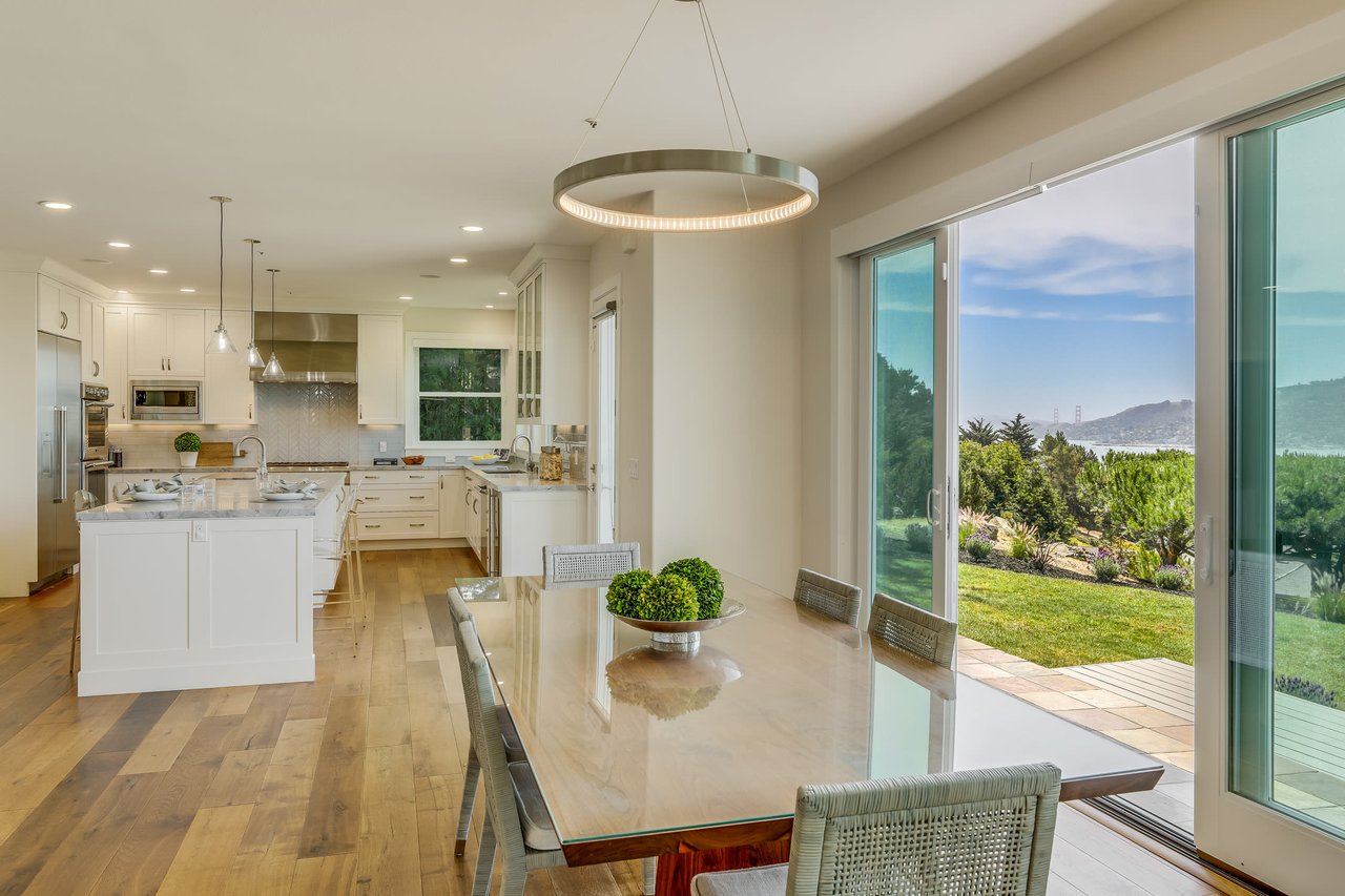 6 Mira Flores Lane