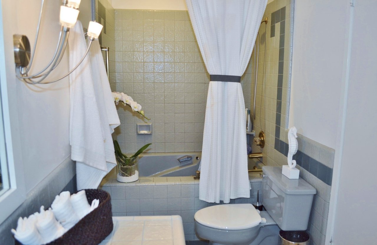 84 Bret Harte Road, San Rafael