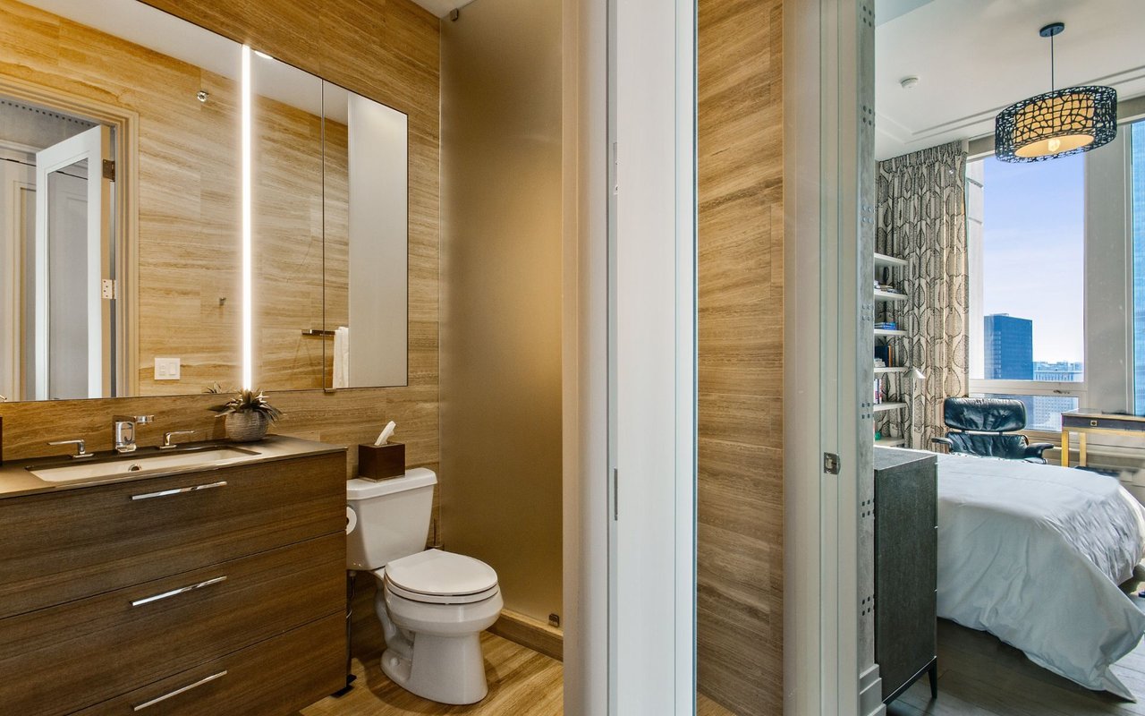 55 E Erie St, #5401 