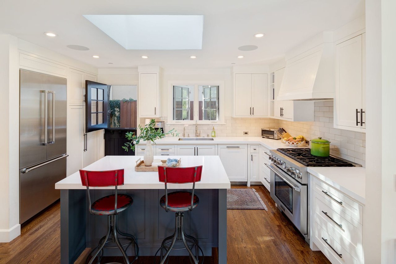 151 Meadowcroft Drive, San Anselmo