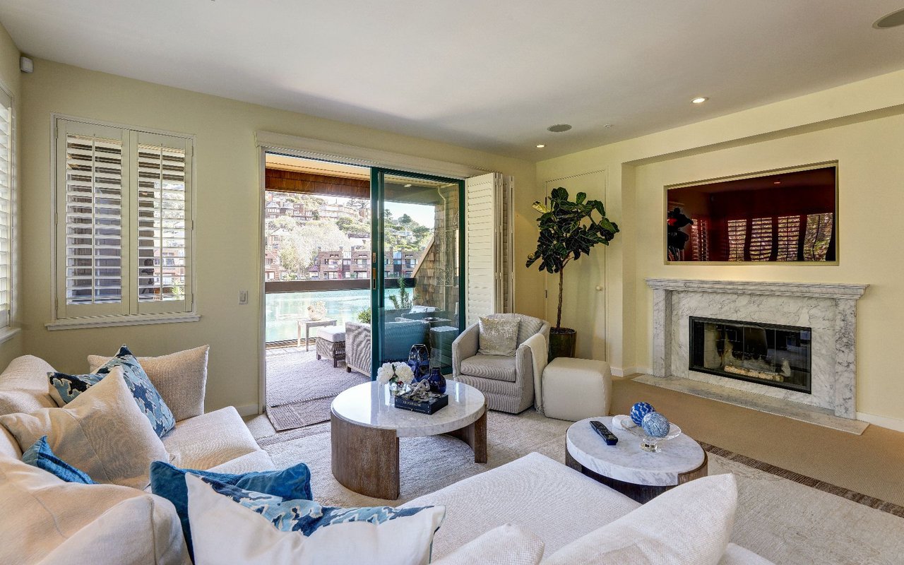17 Lagoon Vista
