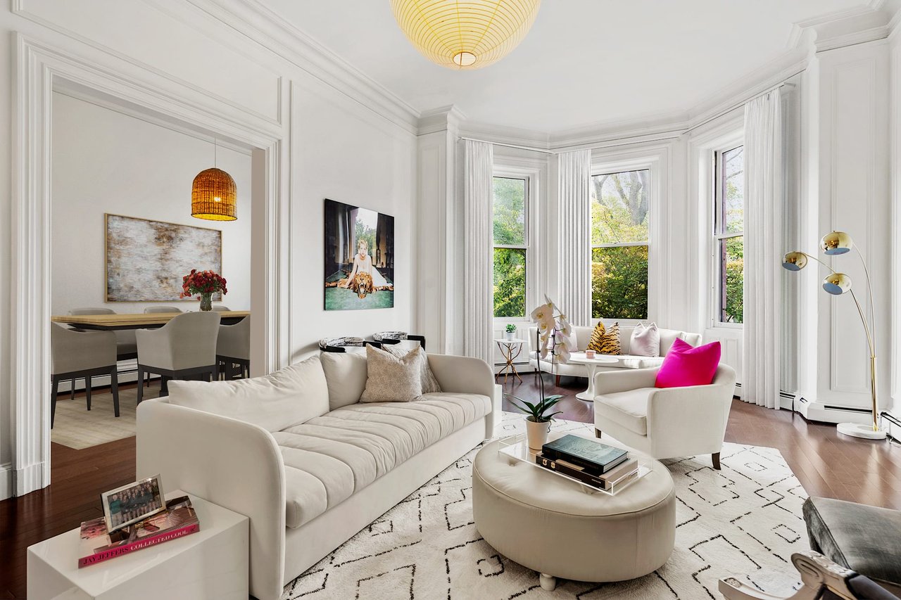 Exceptional Newly Renovated Back Bay Residence