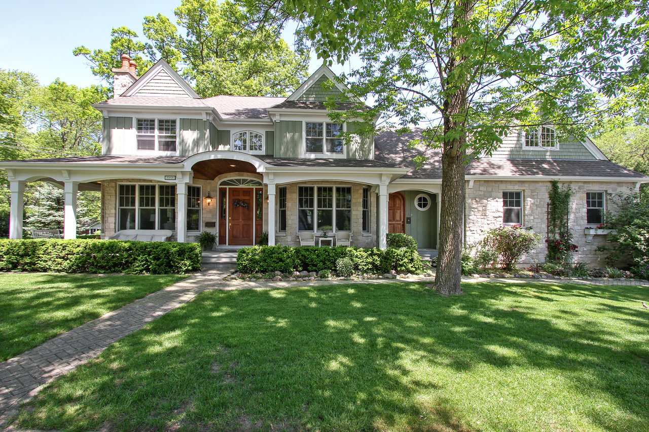 From Fine Millwork to Tall Ceilings