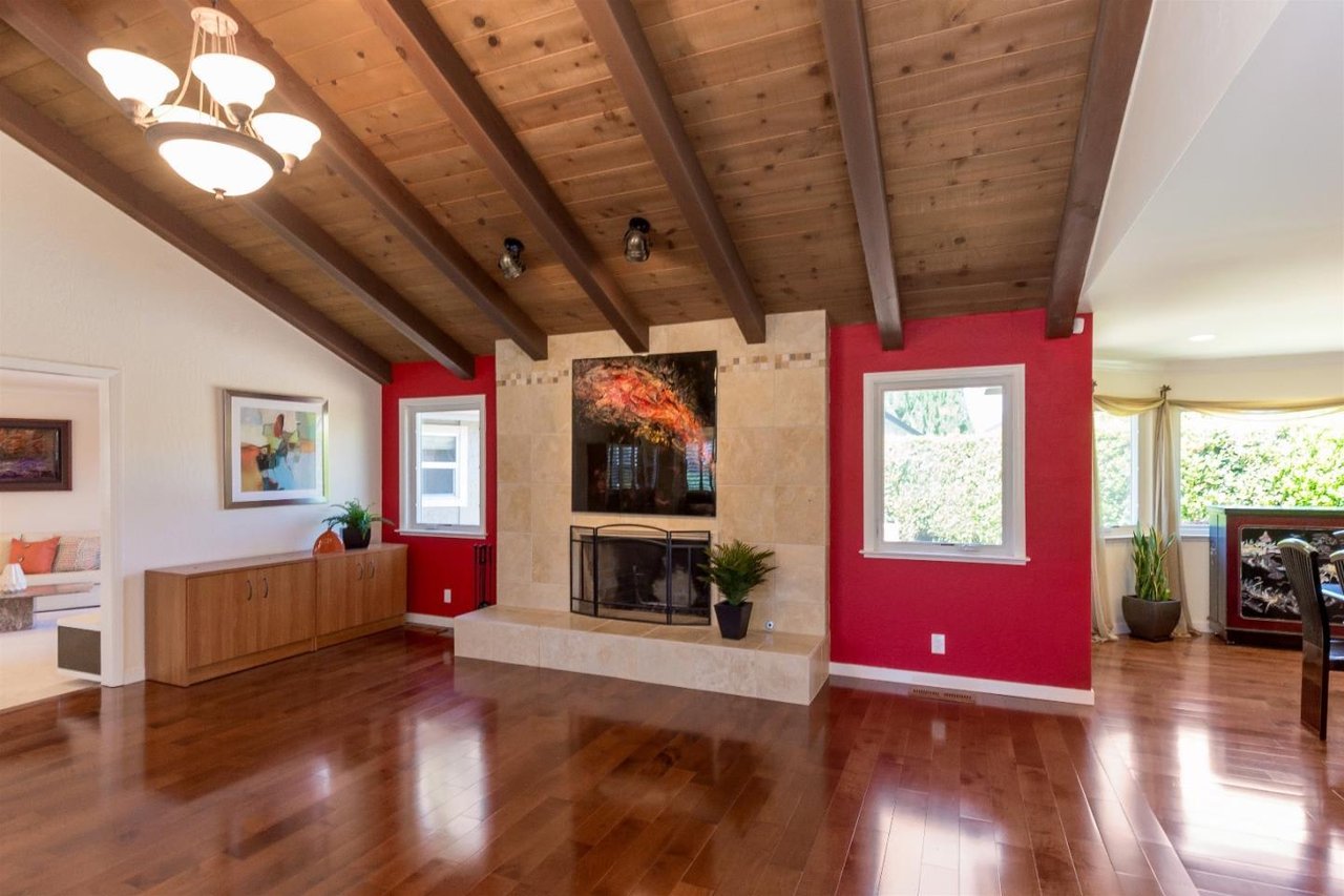 14305 Holden Court