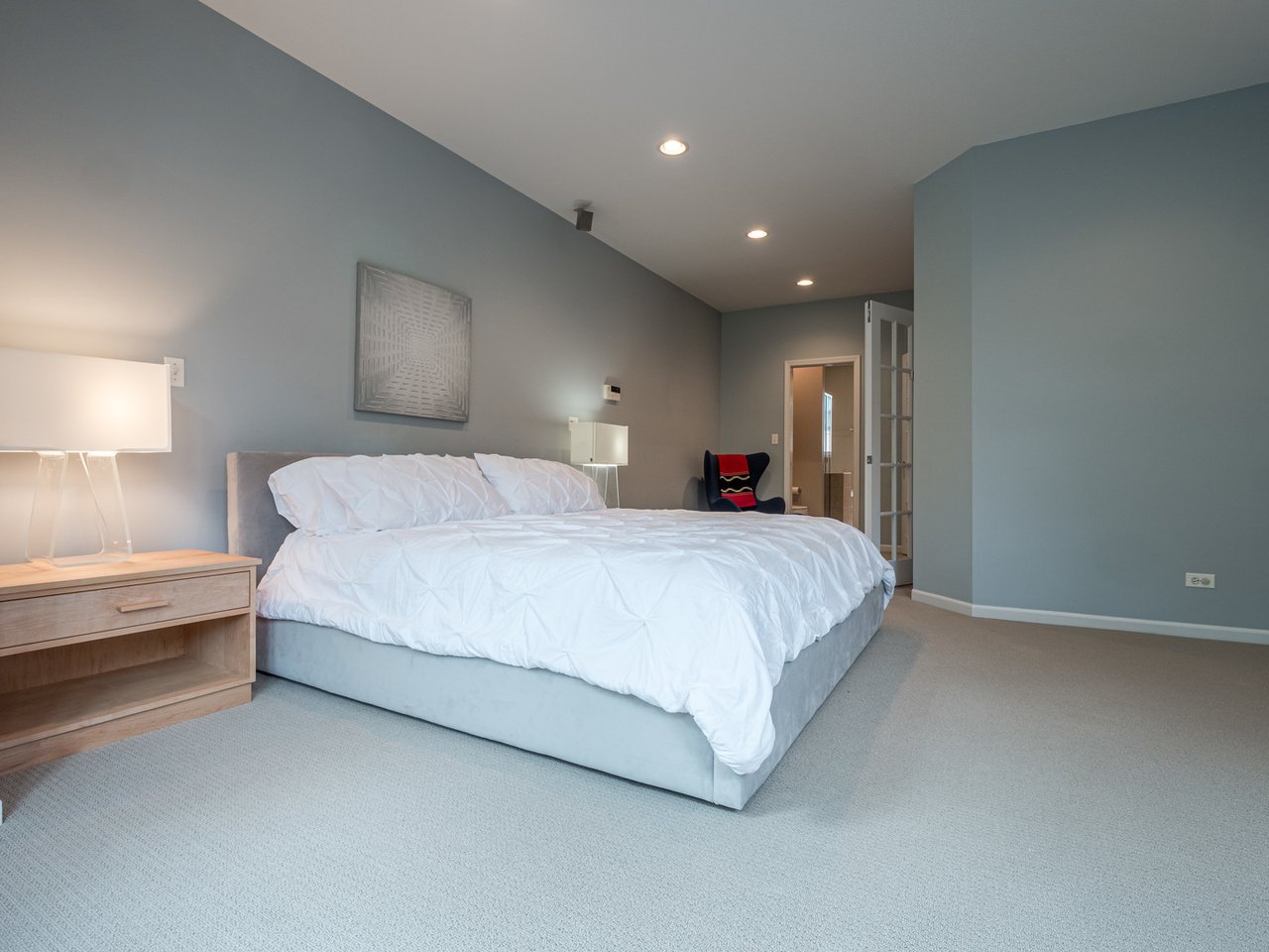 1351 W Altgeld Street # 3F