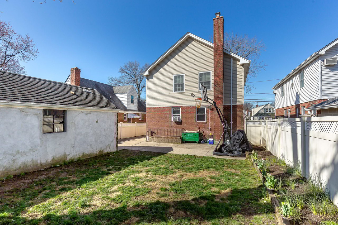 112 N 6th Street, New Hyde Park