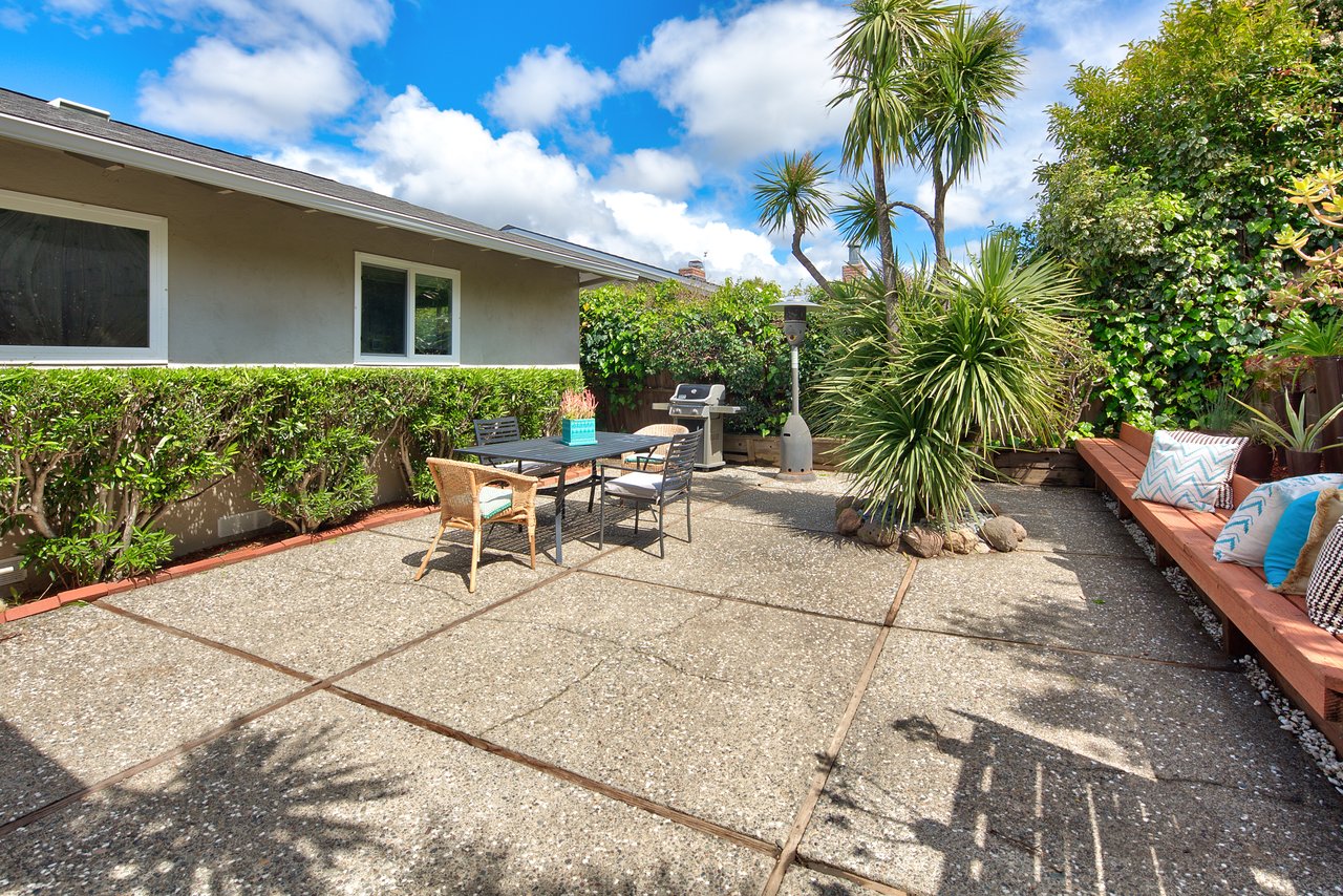 38 Manor View Drive, Fairfax