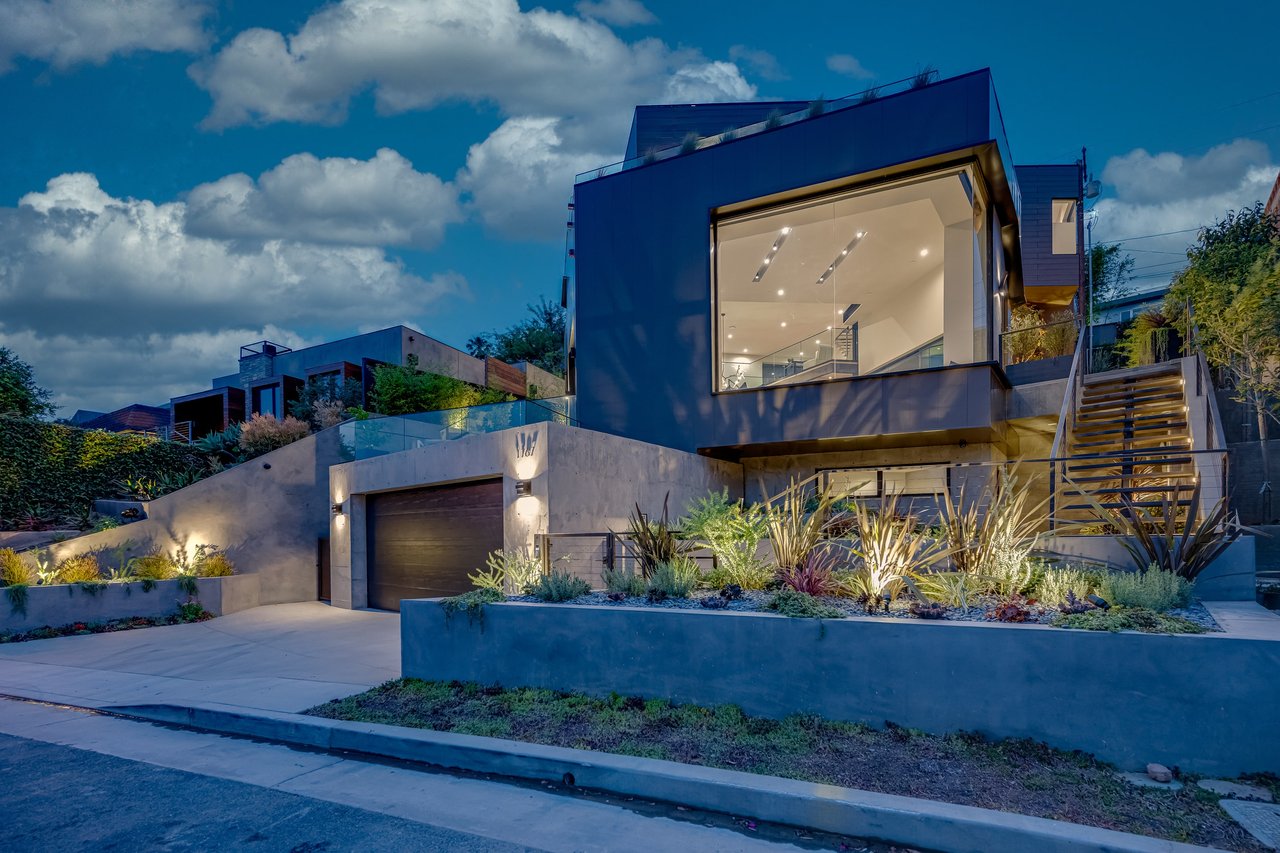 Santa Monica Architectural Smart Home