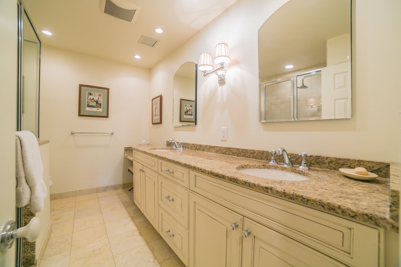 Beautiful Main Line Colonial 