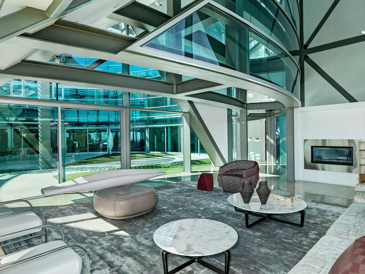 Estate Opulent