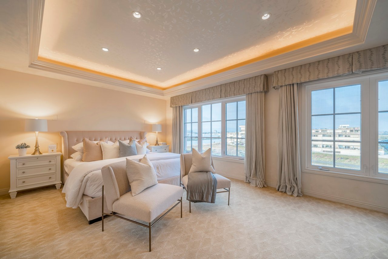 6220 Pacific Avenue, #304