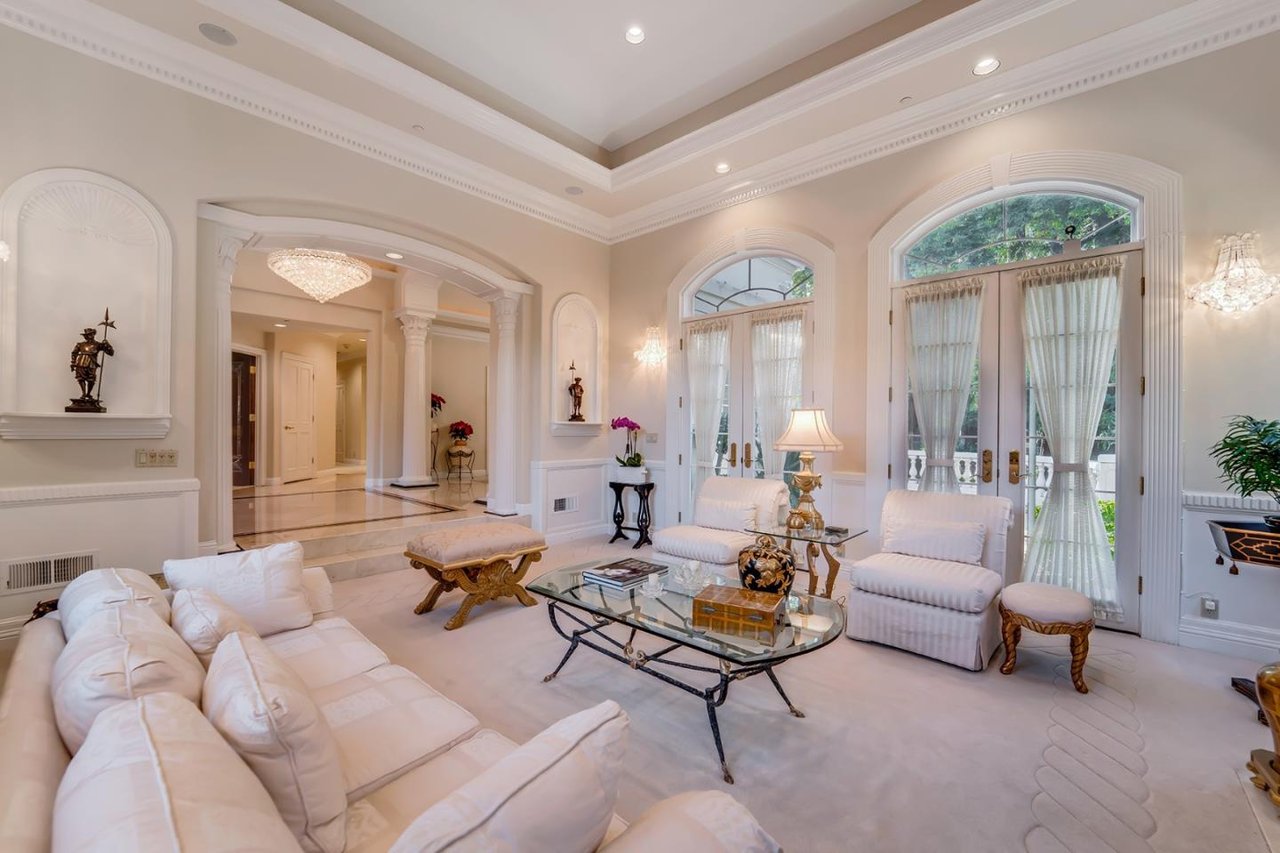 15071 Becky Ln