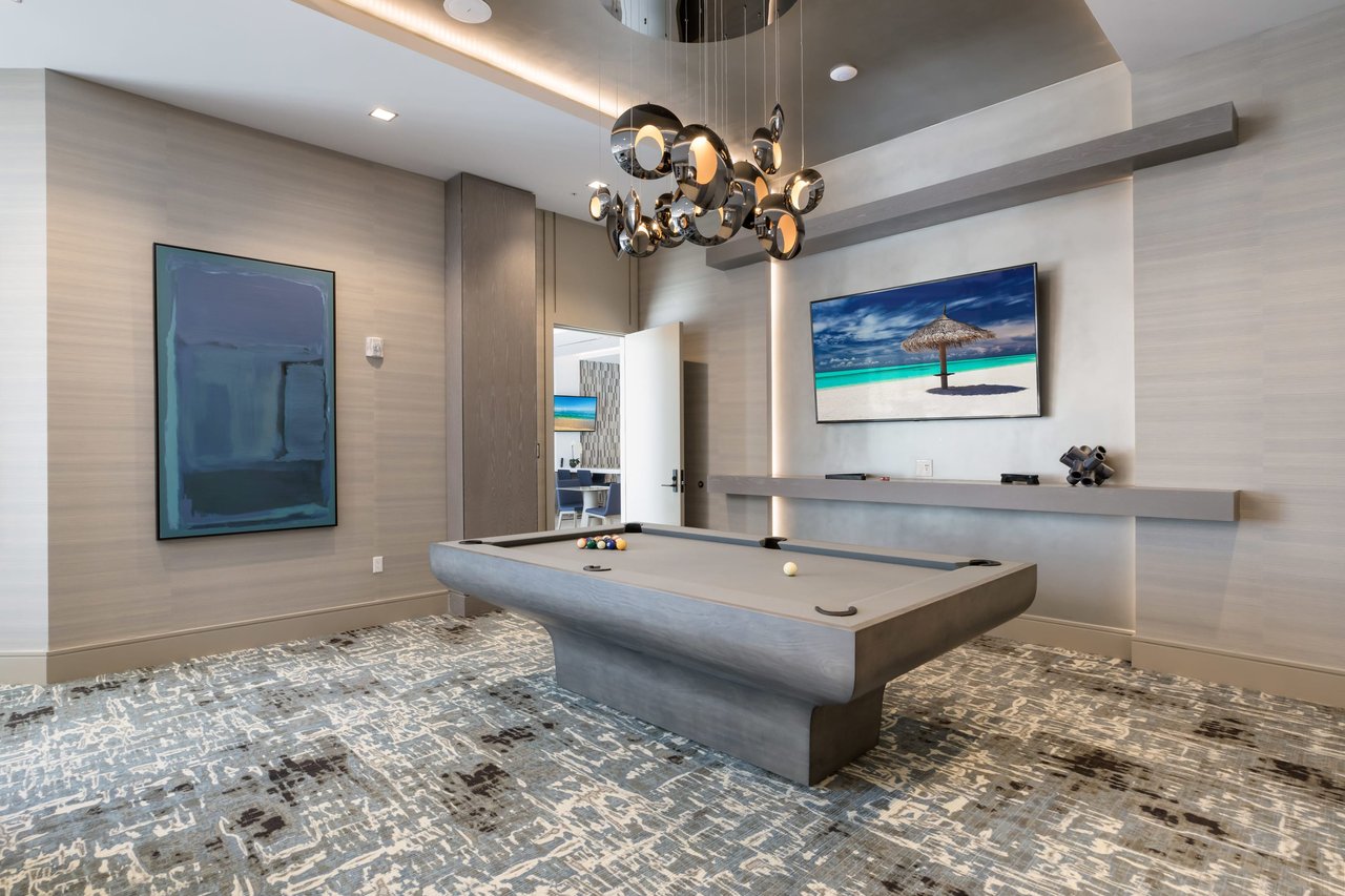 111 S Pineapple Ave #1008