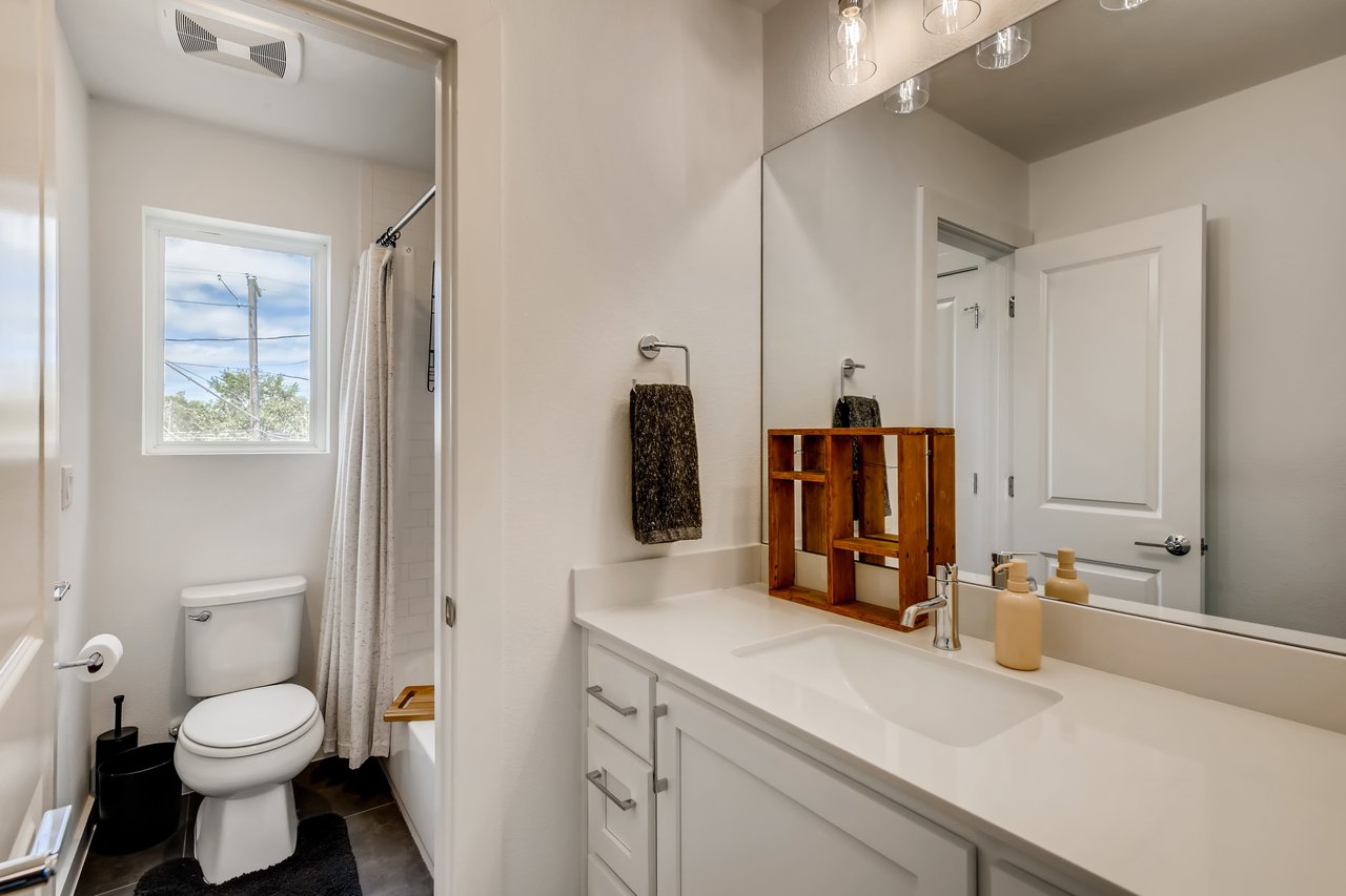 1197 Greenwood Avenue #1