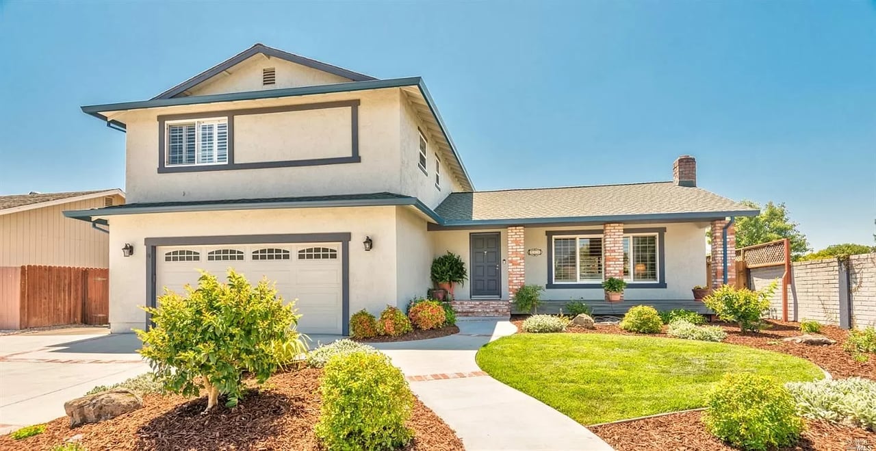 213 Tahola Ln