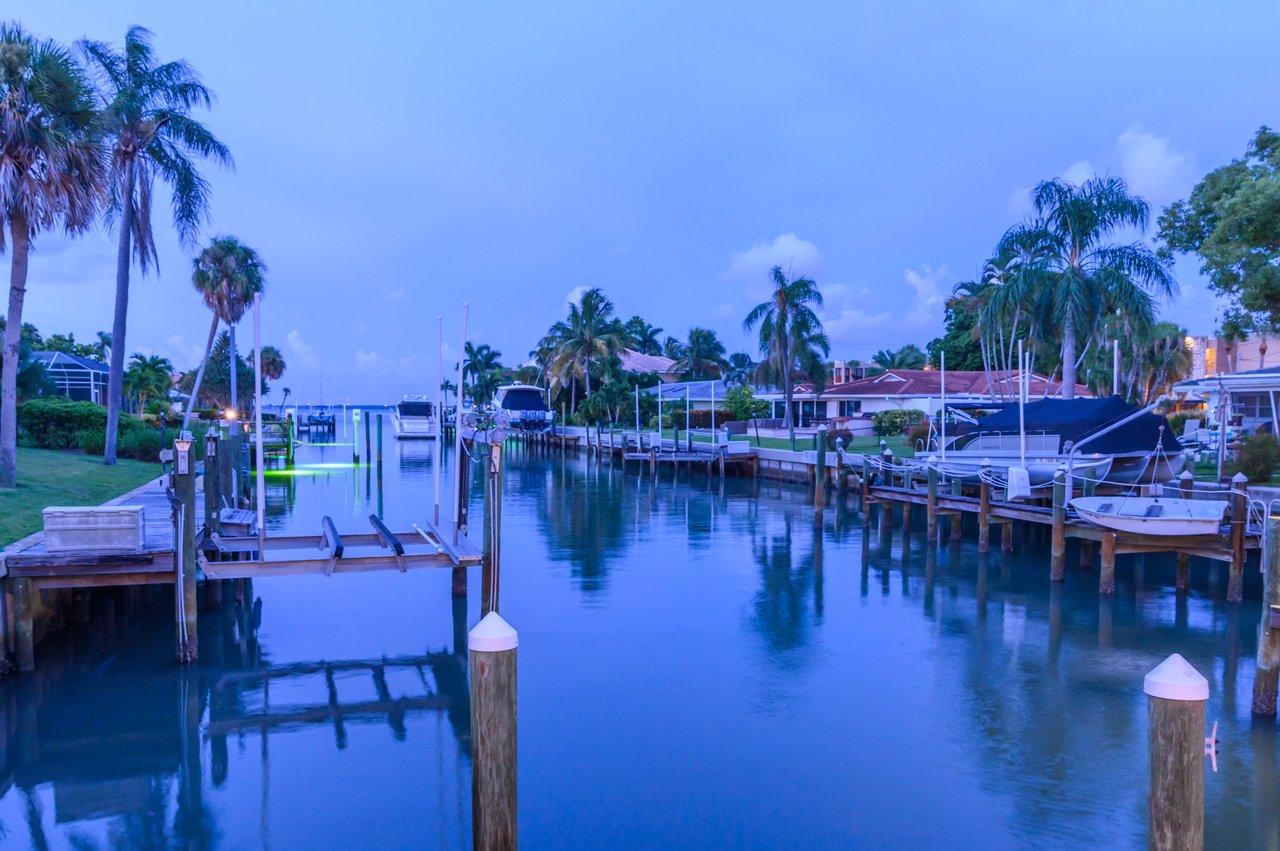 500 Ketch Lane, Country Club Shores, Longboat Key