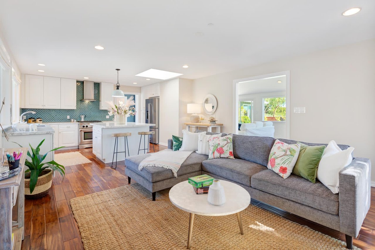 9 Junipero Serra Avenue