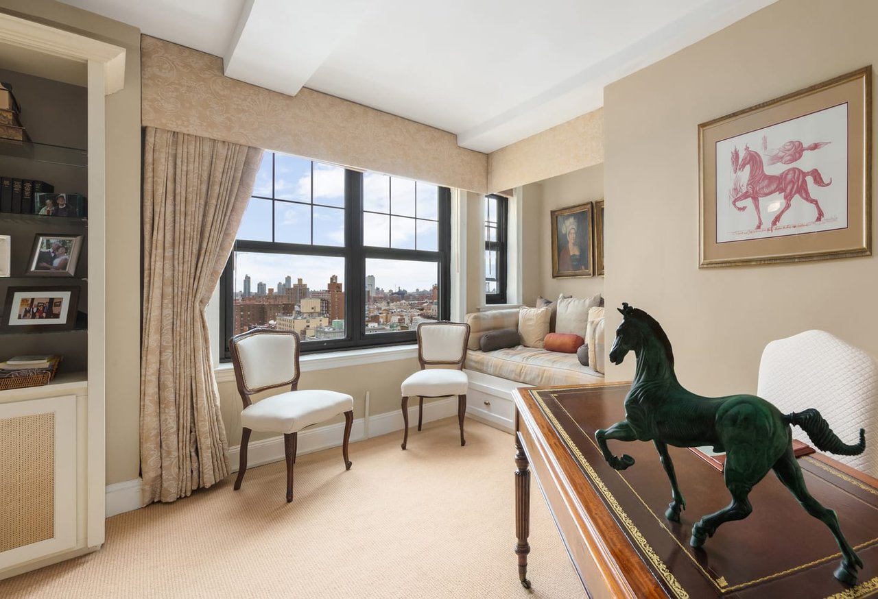 200 E 16th St, #16C