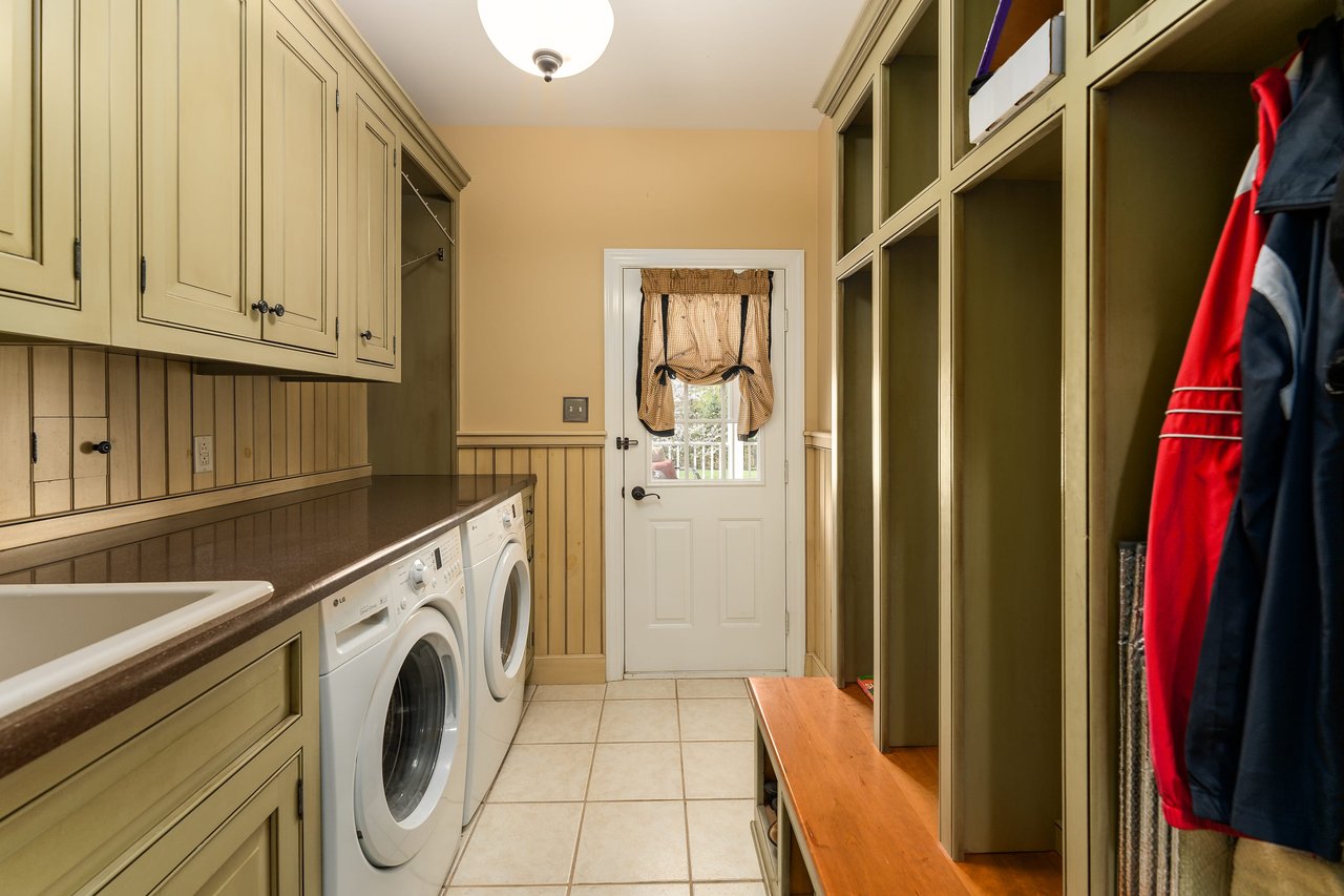 378 Summerfield Court