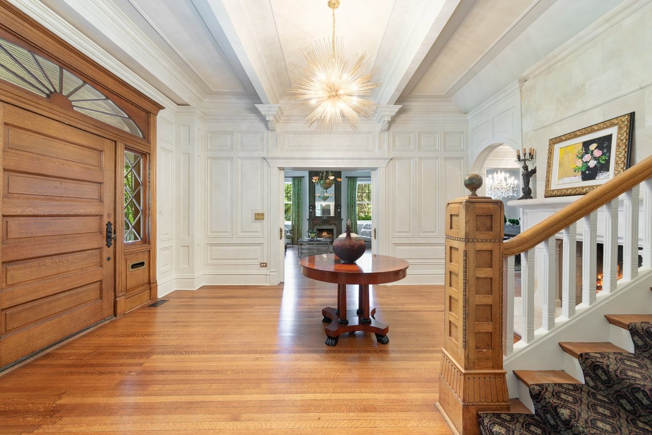 Experience Luxury Living Like Never Before