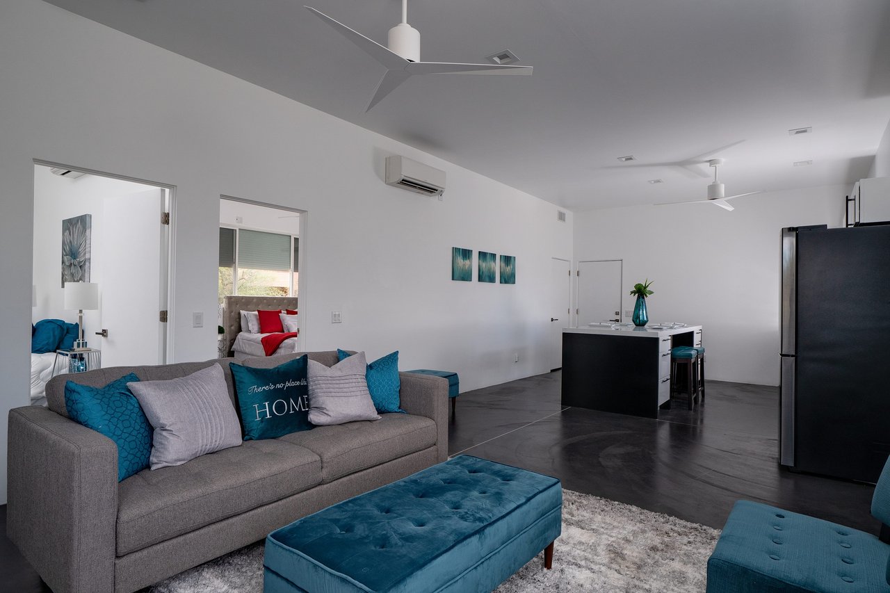 Casas Adobe Estates | Modernist Home