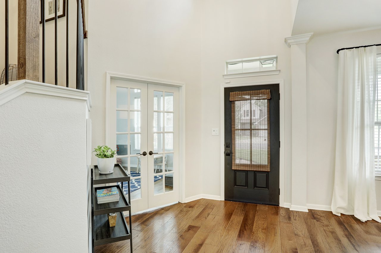 4304 Hoffman Drive | SELLER REPRESENTED