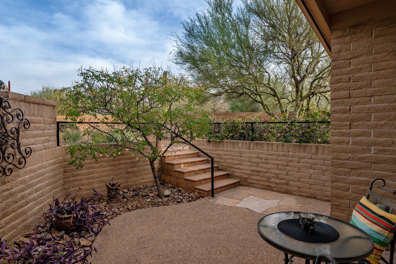 Unique Estate in Oro Valley Country Club