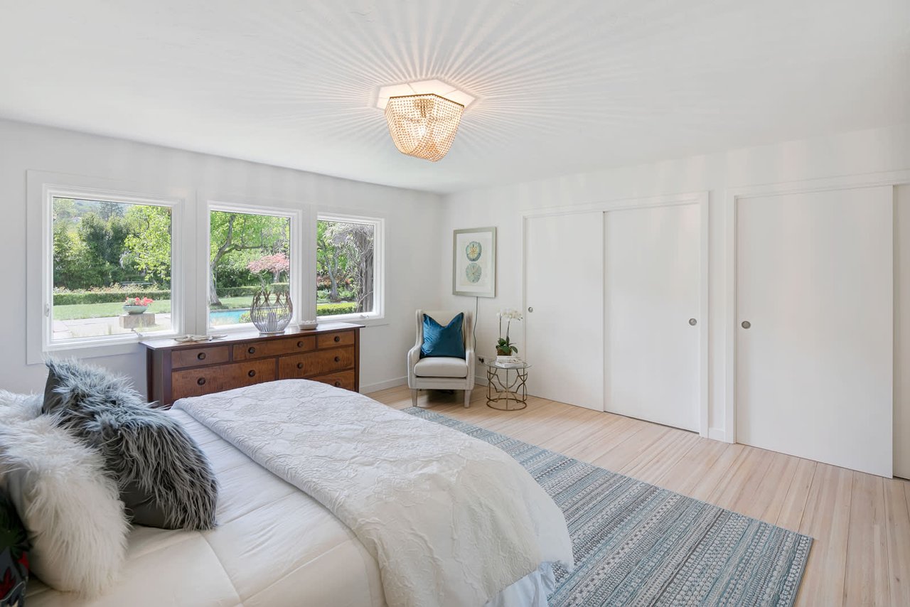 1349 Butterfield Road