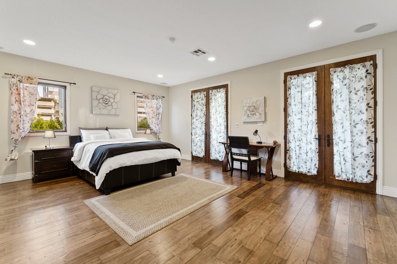 Valley Opulent