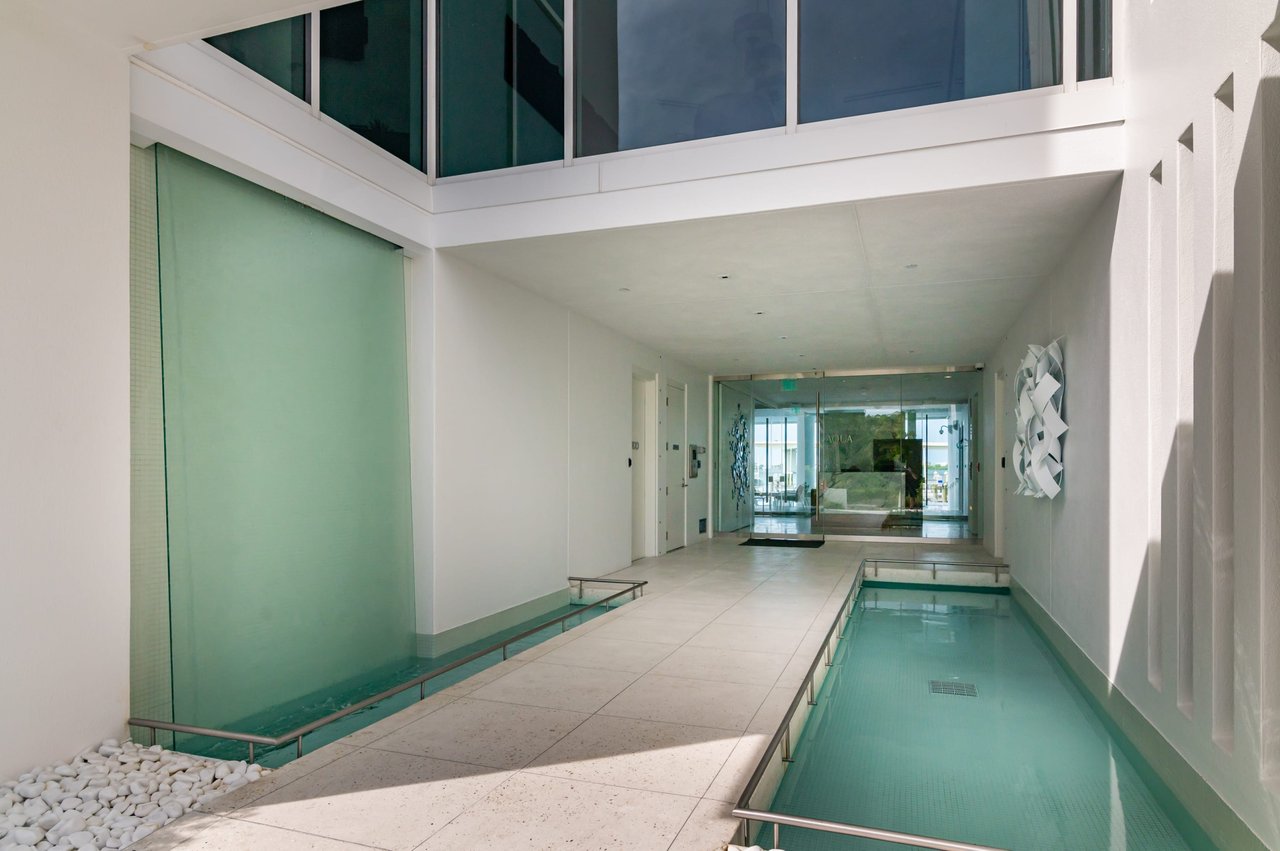 280 Golden Gate Point PH 2