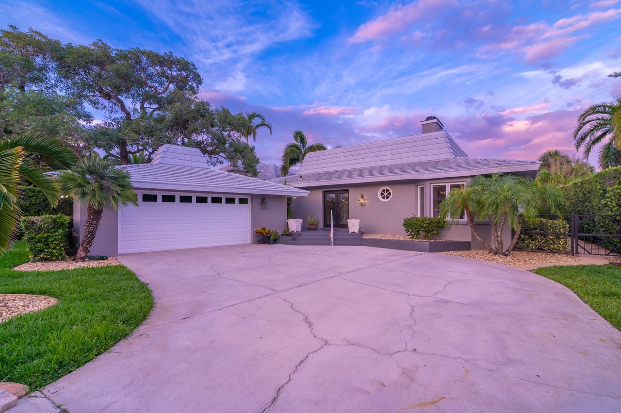 Prestigious Address in Lido Shores