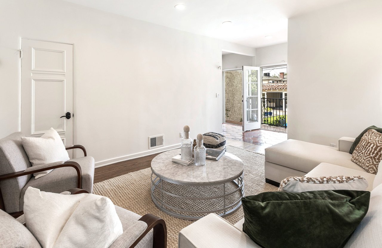 109 South Formosa Avenue