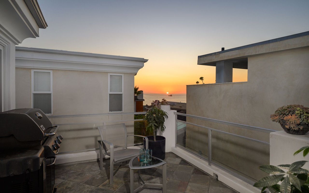 One of a kind, Oceanview Sand Section 5 Bedroom Freestanding Townhome | In Escrow