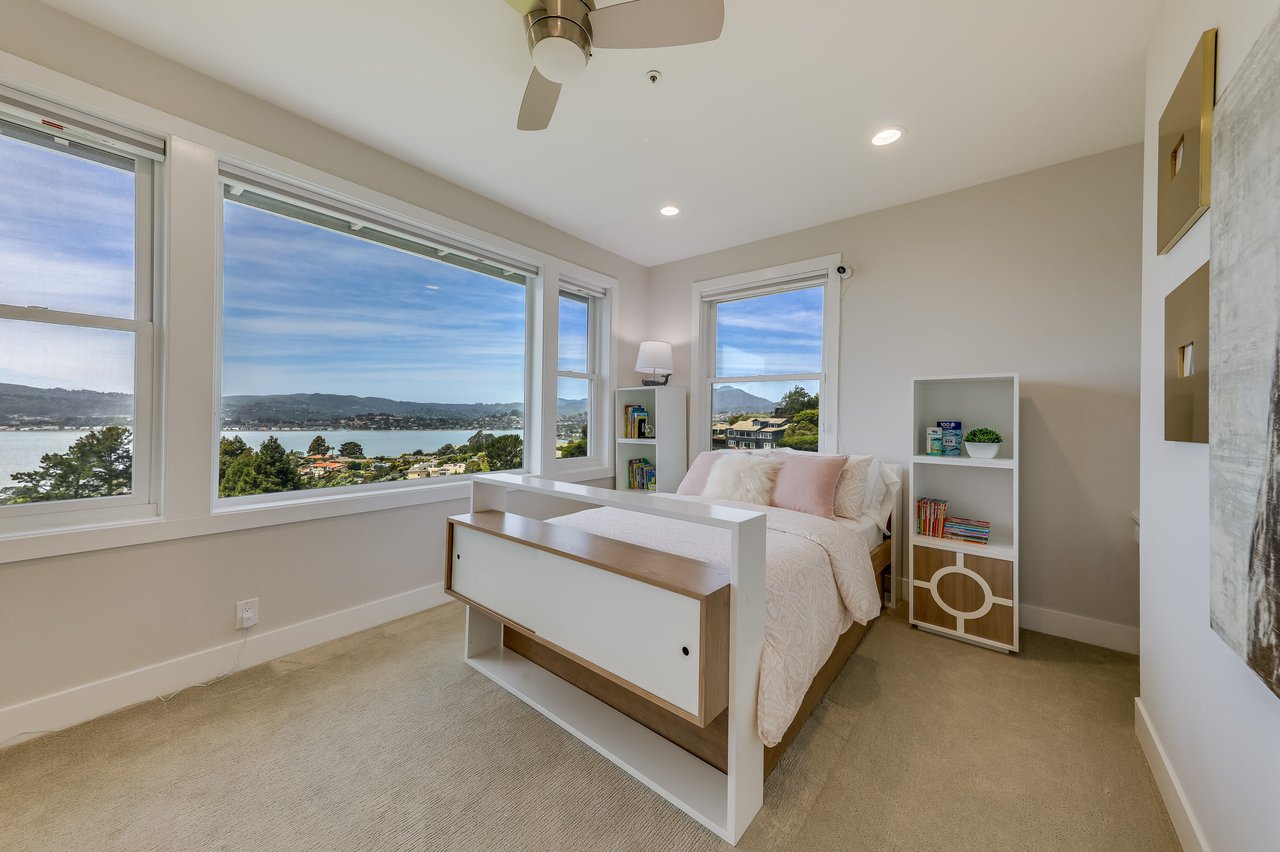 6 Mira Flores Lane
